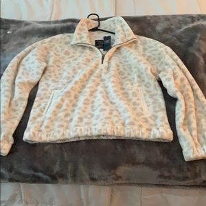 NWT A&F pullover